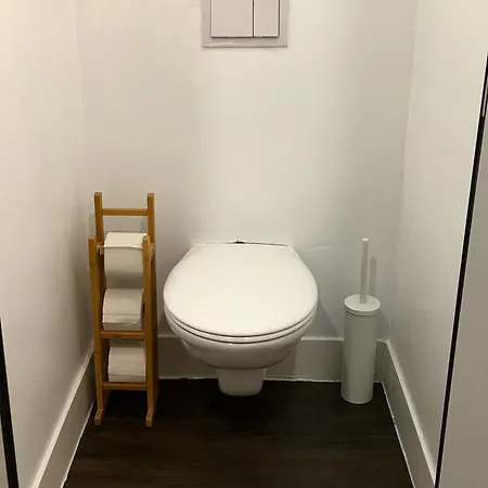 Treck Hostel Γάνδη